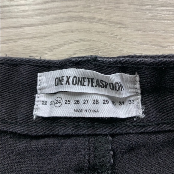 One Teaspoon Black Oak Lovers Distressed Denim Shorts - Picture 8 of 12